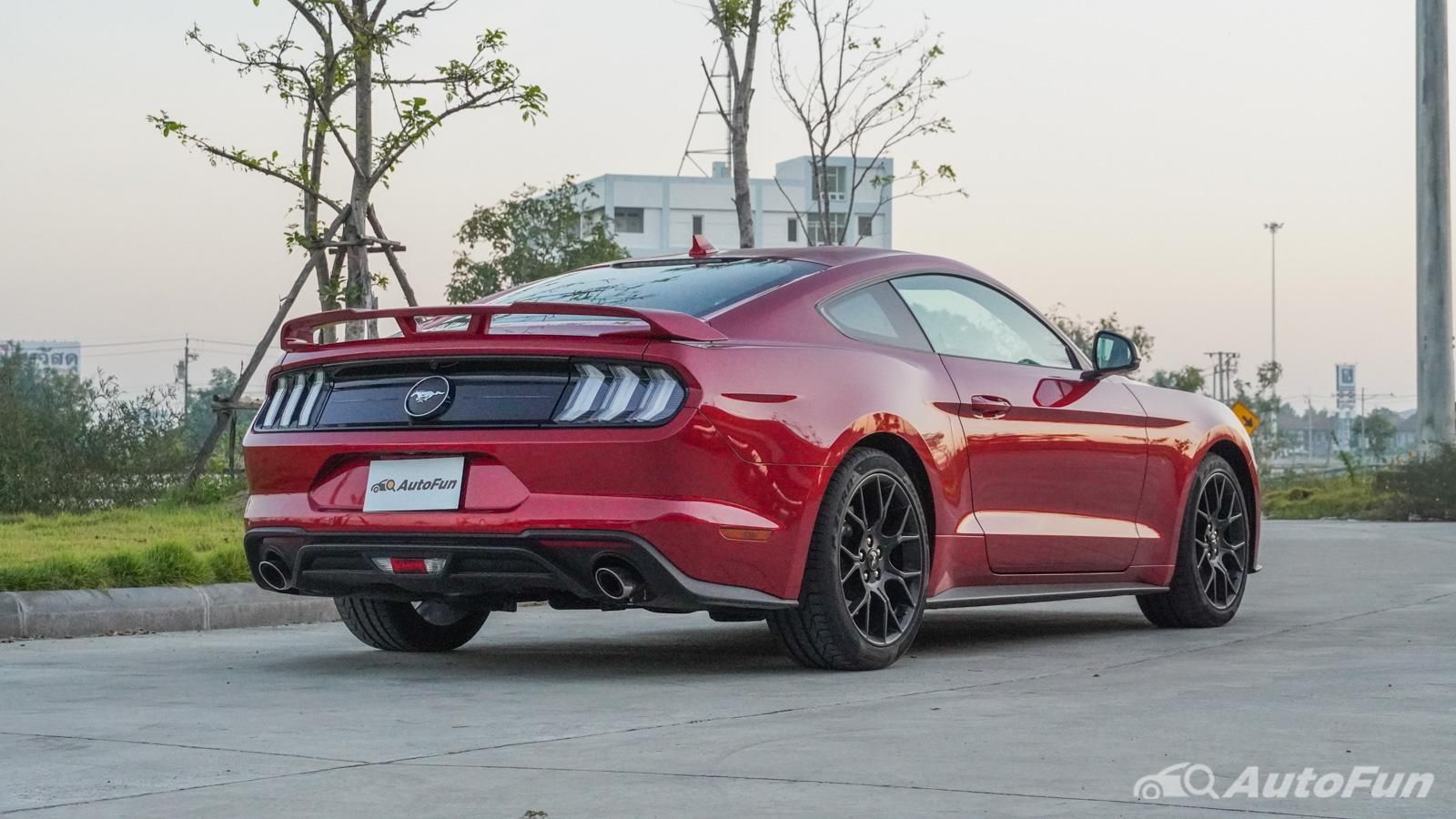 2020 Ford Mustang 2.3L EcoBoost ภายนอก 005