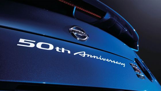 Nissan GT-R 2020 ภายนอก 006