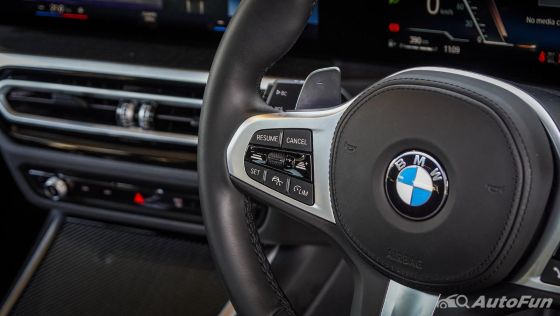 BMW 3-Series-Sedan M340i xDrive 2023 ภายใน 008