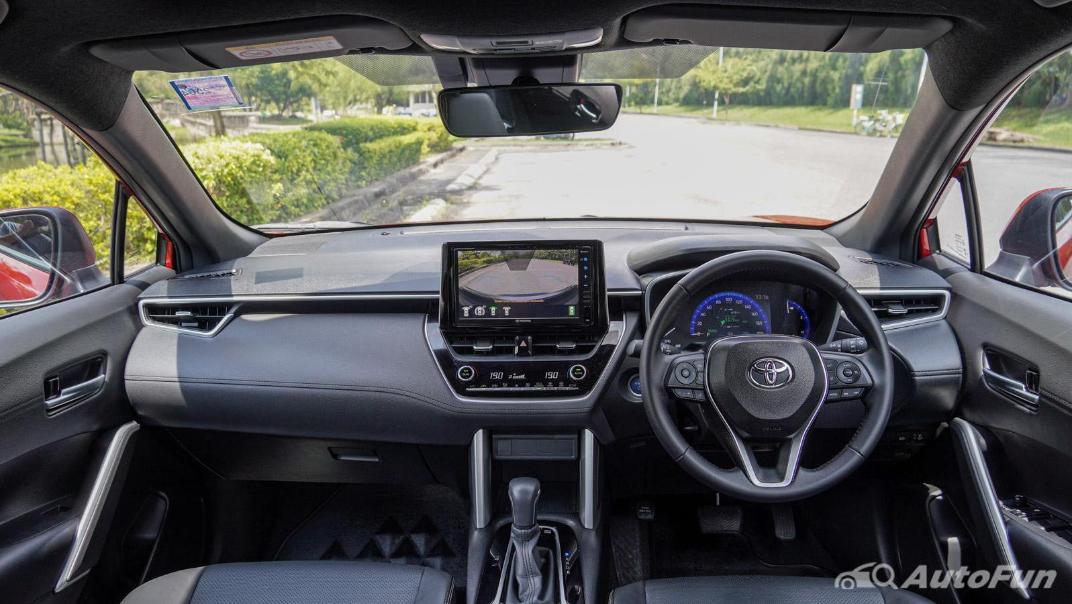 Toyota Corolla Cross 1.8 HEV Premium Safety 2022 ภายใน 001