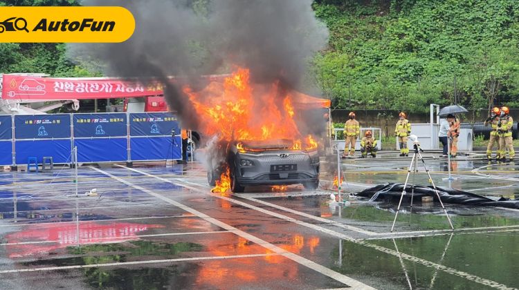 คนใช้รถอีวีผวา หลังนักดับเพลิงไม่สามารถดับไฟ Hyundai Ioniq 5 หลังเกิดอุบัติเหตุ