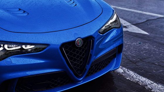 Alfa Romeo Stelvio 2024 Public ภายนอก 007