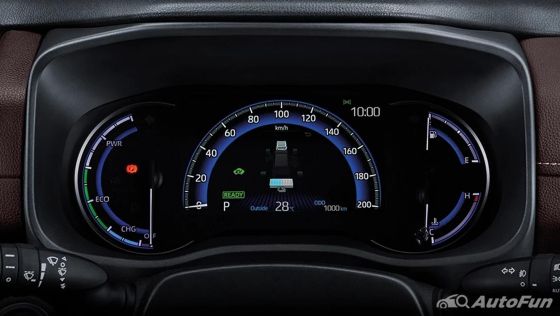 Toyota Innova Zenix 2.0 HEV Smart 2023 ภายใน 002