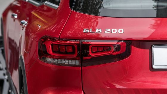 Mercedes-Benz GLB-Class 200 Progressive 2020 ภายนอก 011