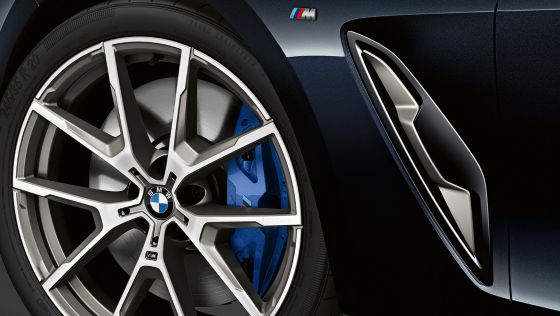 BMW 8-Series-Coupe 2020 ภายนอก 007