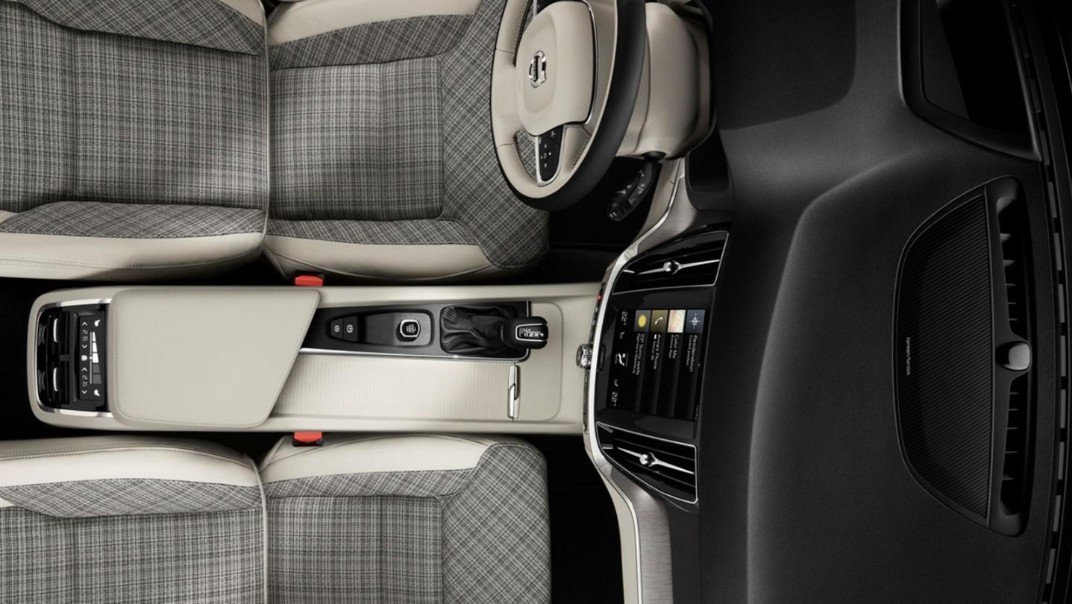 Volvo V60 2020 Interior 002
