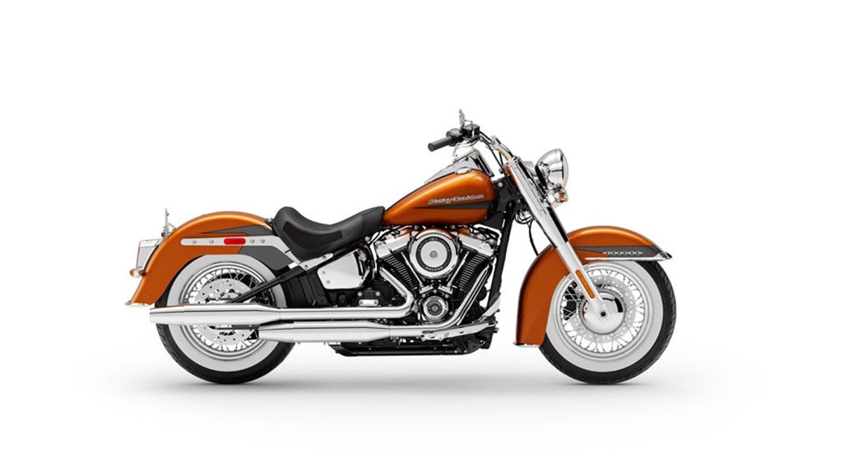 Harley-Davidson Softail สีส้มทอง Golden-Orange