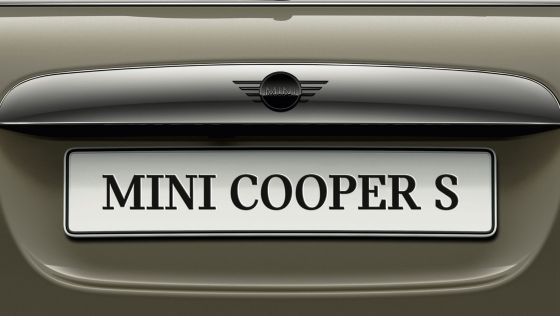 Mini 5-Door-Hatch 2020 ภายนอก 002