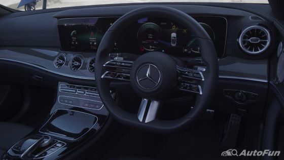 2021 Mercedes-Benz E-Class Cabriolet E 200 AMG Dynamic ภายใน 003
