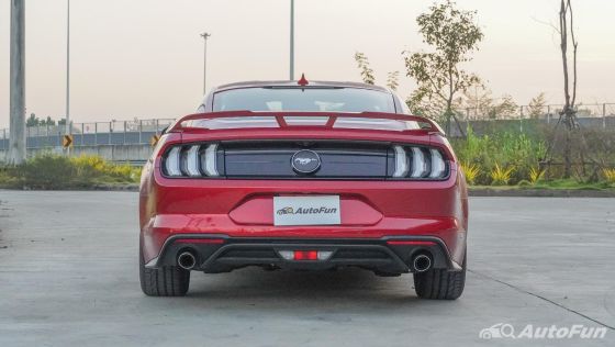 2020 Ford Mustang 2.3L EcoBoost ภายนอก 006