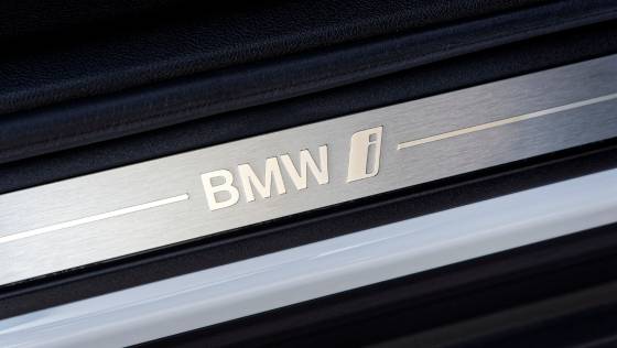 2021 BMW iX3 M Sport ภายใน 018