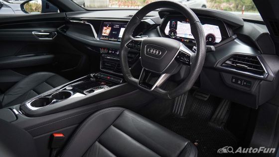 2023 Audi e-tron GT Public ภายใน 002