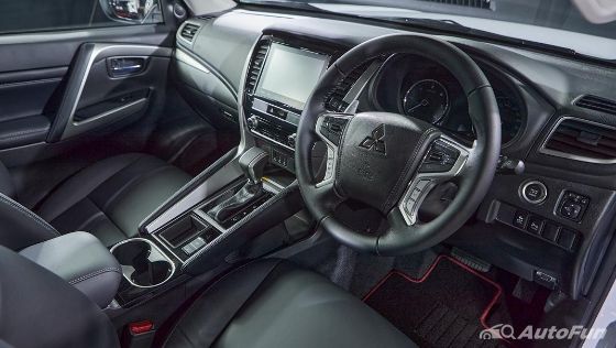 Mitsubishi Pajero Sport 2.4D GT-Premium 4WD (Elite Edition) 2022 ภายใน 004