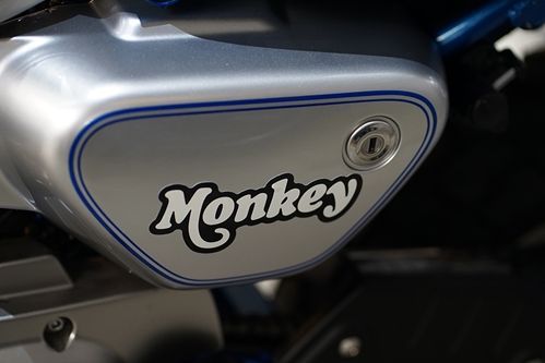 Honda Monkey THE METAL BLUE EDITION 2020