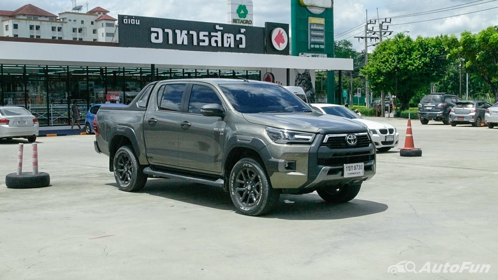 2020 Toyota Hilux Revo Double Cab 4x4 2.8 High AT ภายนอก 004