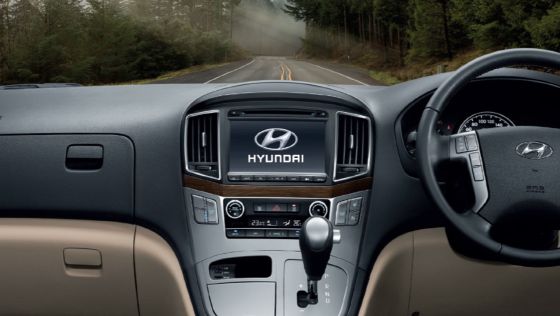 Hyundai H-1 2020 ภายใน 001
