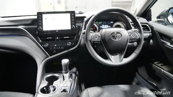Toyota Camry 2.5 HEV Premium Luxury 2022 ภายใน 002