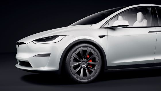 Tesla Model X Plaid 2023 ภายนอก 008