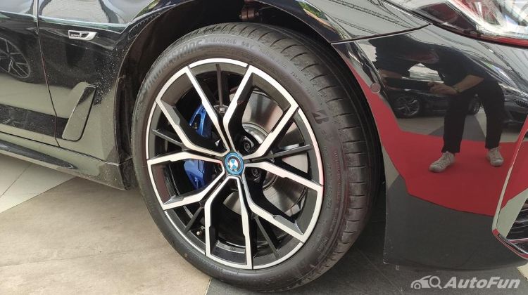 พาชมงาน MGC-ASIA AUTO FEST 2022 จับ BMW 530e M Sport ลดมากถึง 3 แสนบาท พร้อมโปรมากมาย