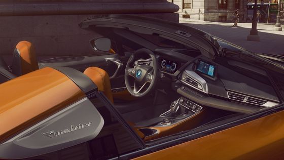 BMW I8-Roadster 2020 ภายใน 003
