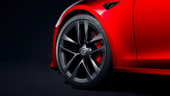 Tesla Model S Plaid 2023 ภายนอก 008