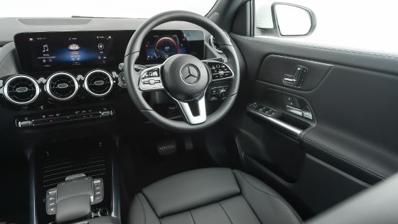 2021 Mercedes-Benz GLA-Class 200 Progressive ภายใน 007
