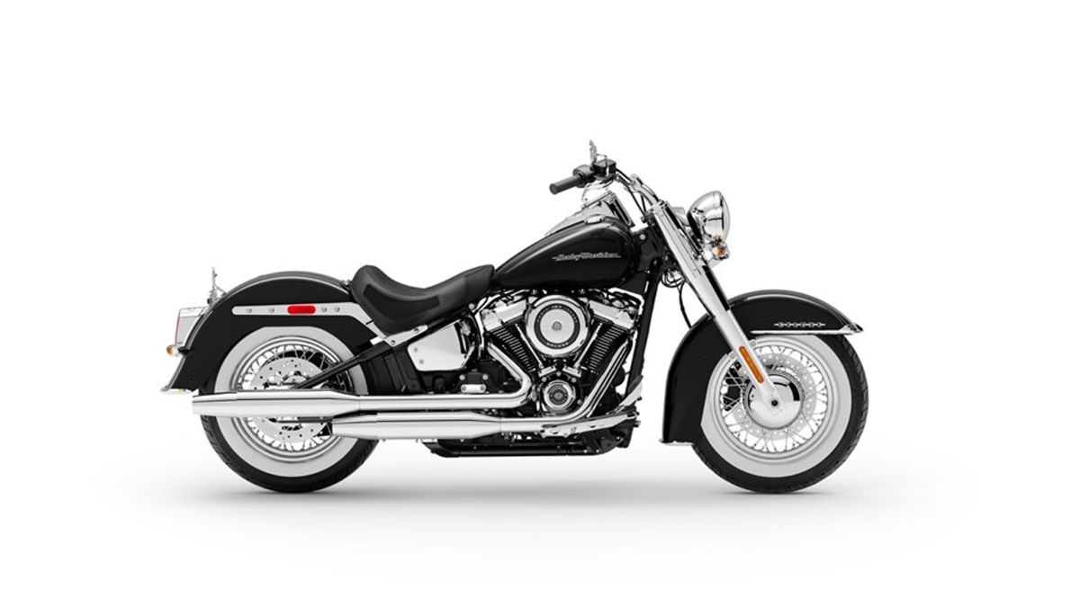 Harley-Davidson Softail สีดำ Deluxe Black