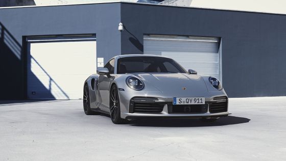 Porsche 911 2020 ภายนอก 009