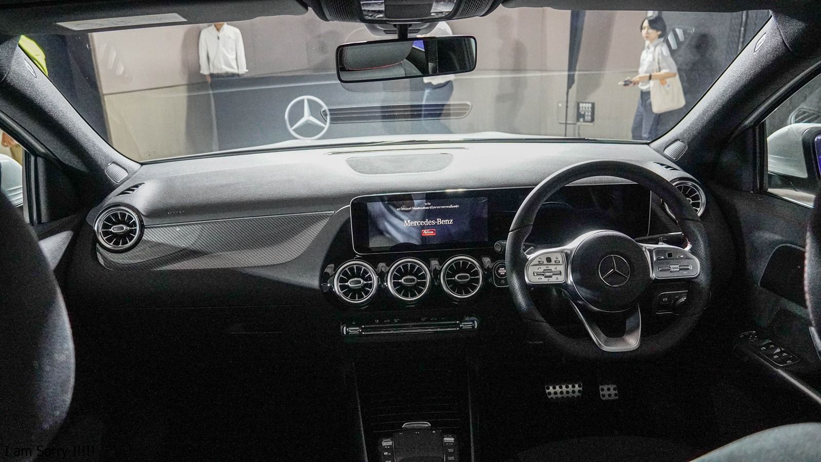 2021 Mercedes-Benz GLA-Class 200 AMG Dynamic ภายใน 001