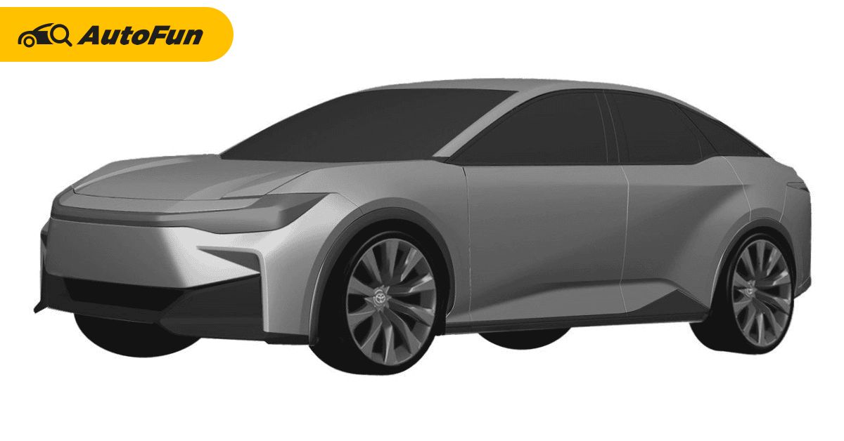 ภาพสิทธิบัตร 2023 Toyota bZ5 ซีดานไฟฟ้าใหญ่กว่า Corolla Altis นิดเดียว 01