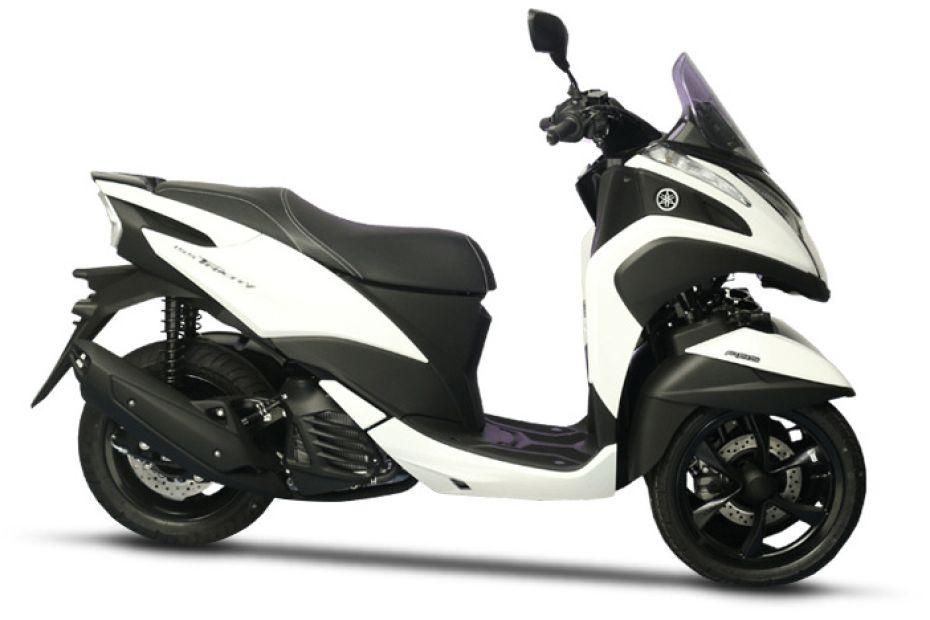 Yamaha Tricity Black White