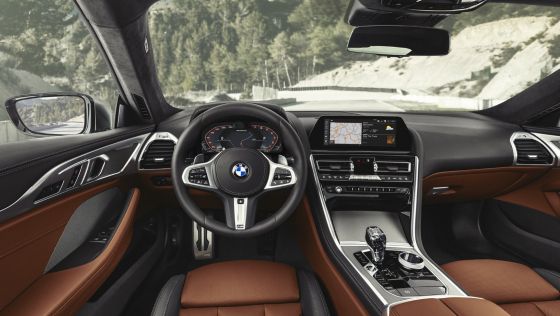 2021 BMW 8 Series Coupe M850i xDrive ภายใน 001
