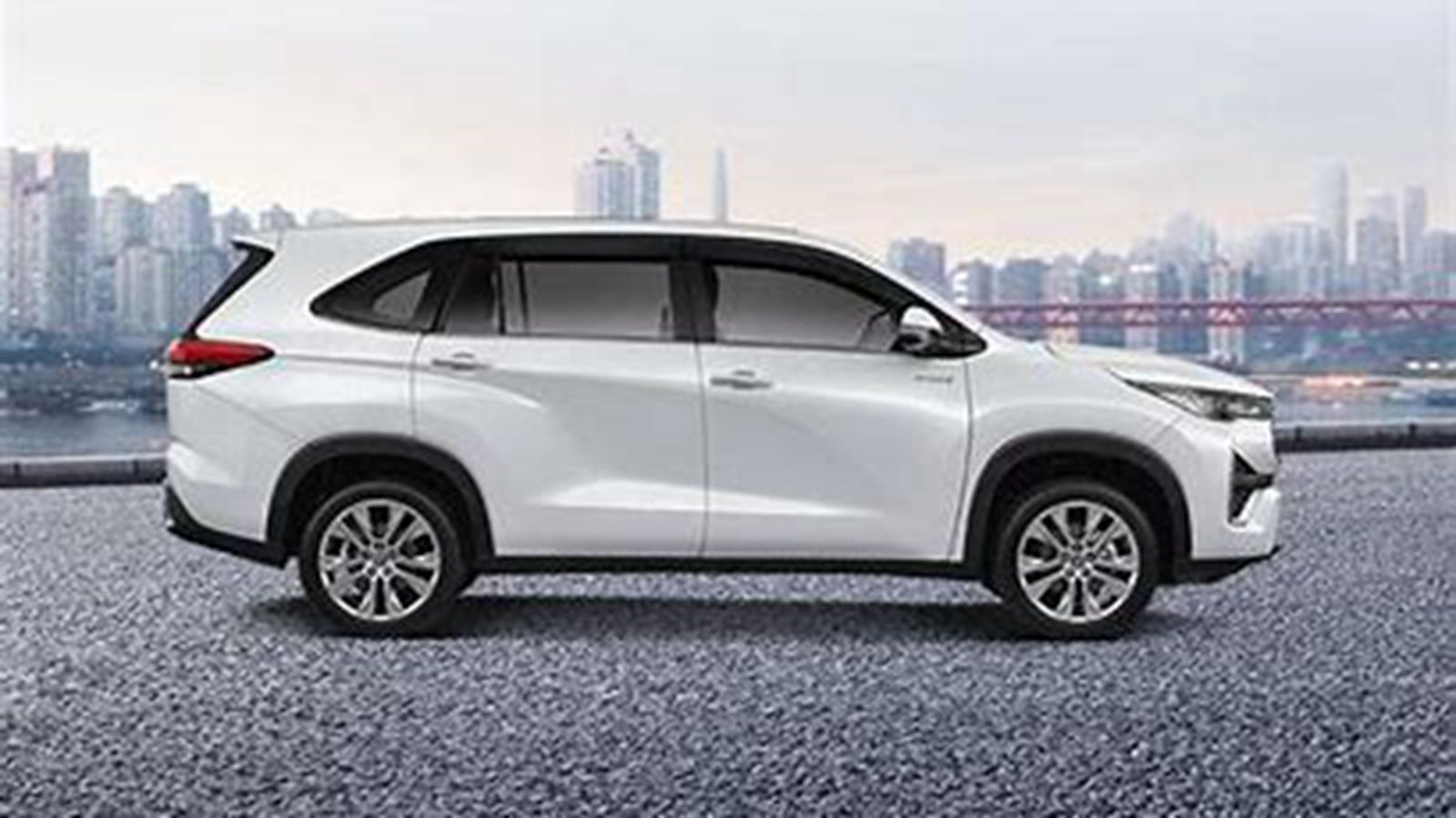 Toyota Innova Zenix 2.0 HEV Premium 2023 ภายนอก 001