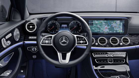 Mercedes-Benz E-Class Saloon 2020 ภายใน 009