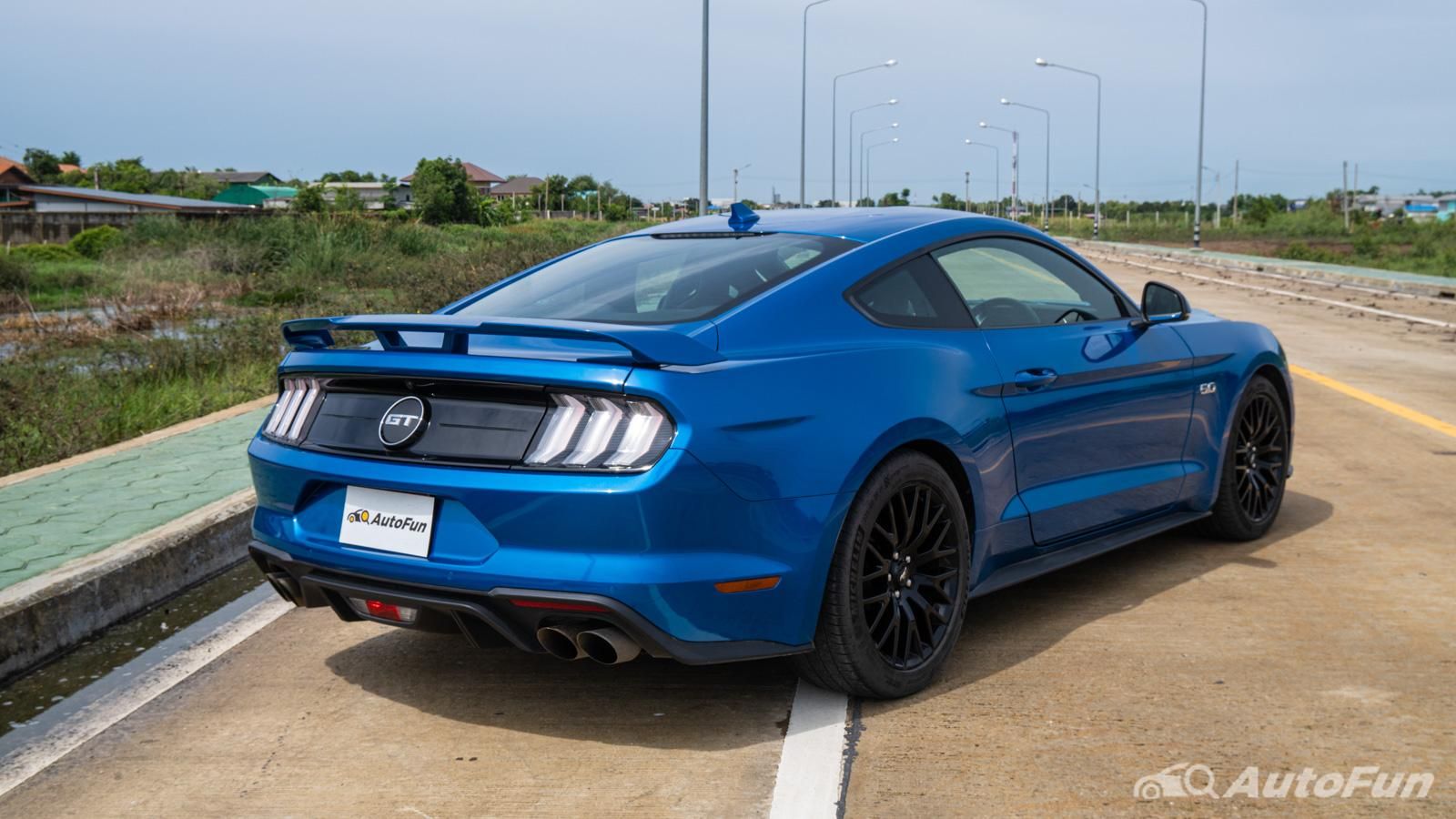2020 Ford Mustang 5.0L GT ภายนอก 005