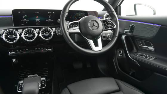 2021 Mercedes-Benz A-Class A 200 Progressive ภายใน 007