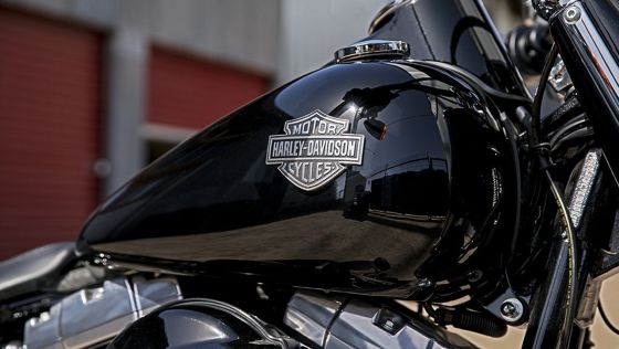 Harley-Davidson Softail Slim 2023 ภายนอก 009