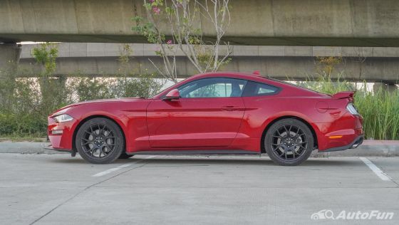 2020 Ford Mustang 2.3L EcoBoost ภายนอก 008