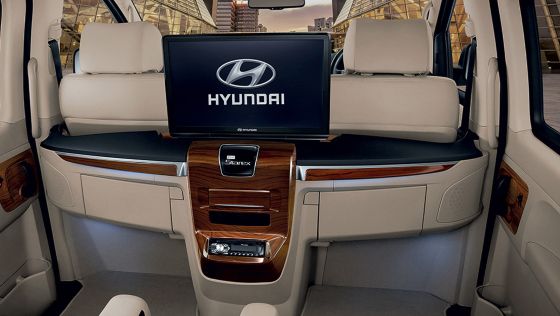 Hyundai Grand-Starex 2020 ภายใน 003