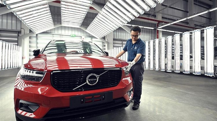 Volvo ไม่ยอมตากแดด ลงทุนพันล้าน สร้างโกดังสต็อครถ 550 คัน พร้อมห้องแอร์แช่อะไหล่ในไทย