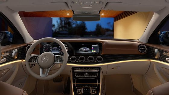 Mercedes-Benz E-Class Saloon 2020 ภายใน 001