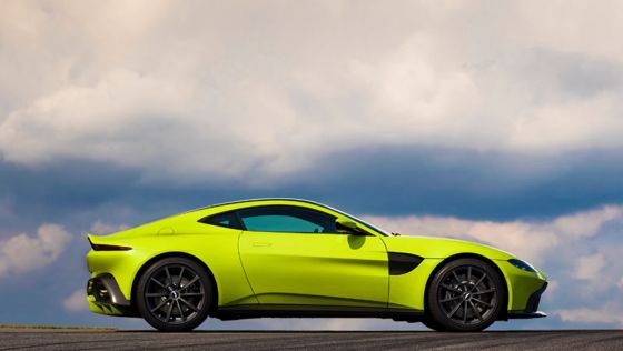 Aston Martin V8 Vantage 2020 ภายนอก 008