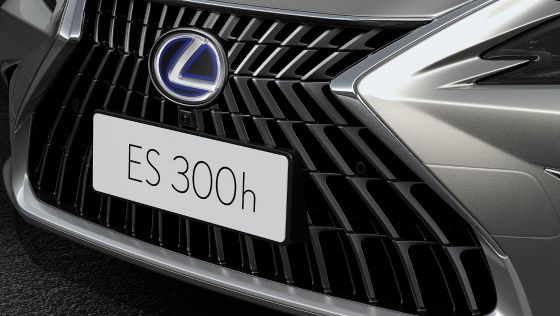 2021 Lexus ES 300h Premium ภายนอก 006