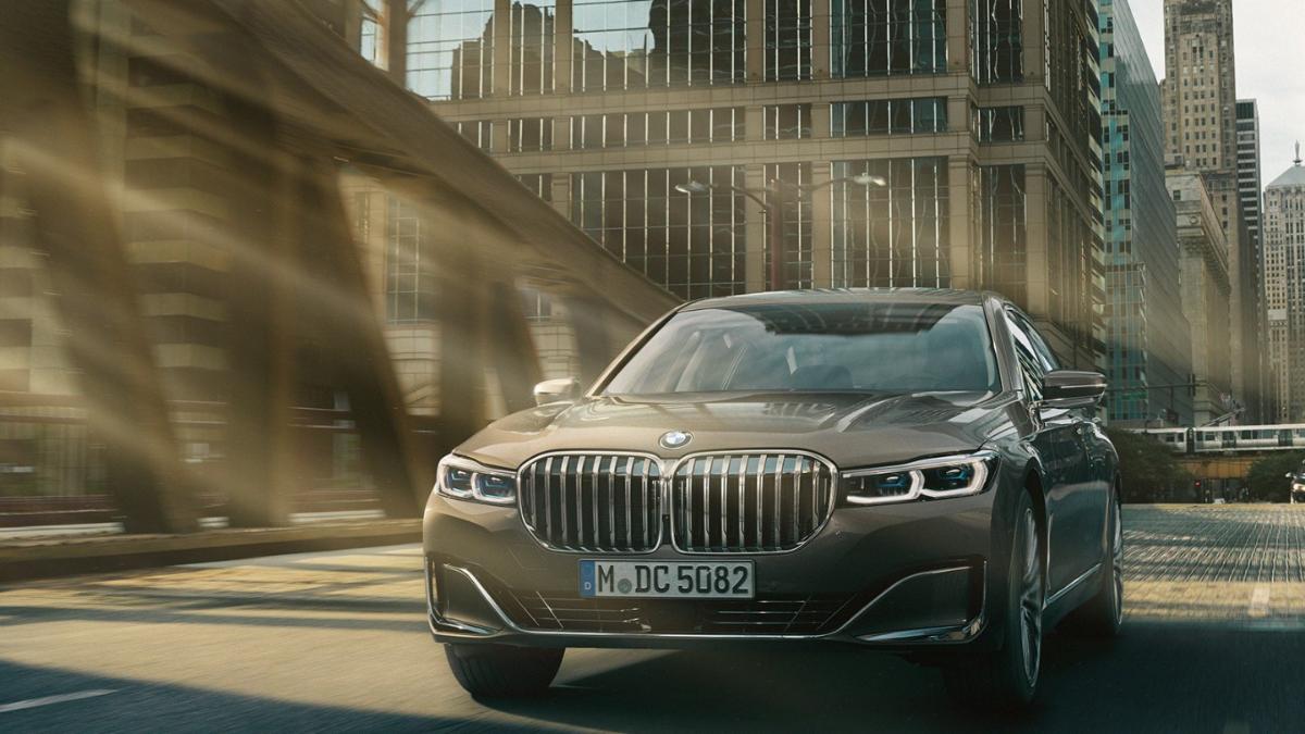 ข่าวรถยนต์:ส่องสเปครุ่นใหม่ 2020-2021 All New BMW 7-Series-Sedan ด้วยราคาและตารางผ่อน 01
