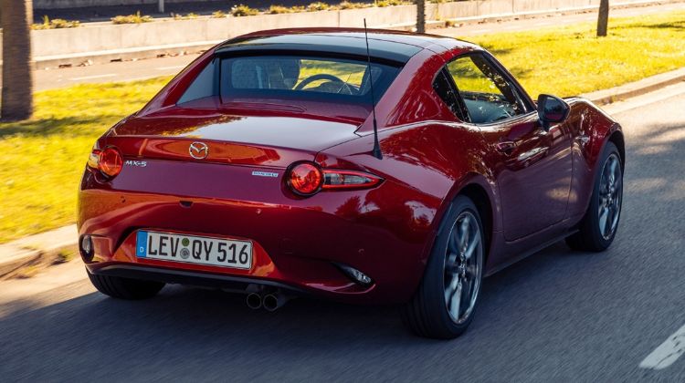 Mazda ยืนยัน MX-5 โฉมใหม่จะใช้สูตรเดิมคือต้องขับสนุก, น้ำหนักเบา และอาจมีไฟฟ้าในอนาคต
