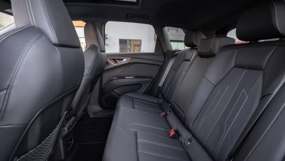 2023 Audi Q4 e-tron Upcoming ภายใน 007