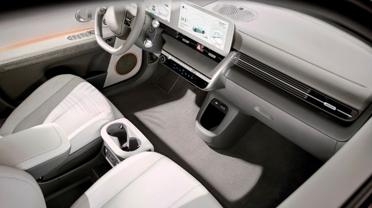 เพียงแค่ปัญหาซอฟท์แวร์ อาจทำให้ Hyundai Ioniq 5 และ Kia EV6 รถไหลได้แม้อยู่ในเกียร์ P