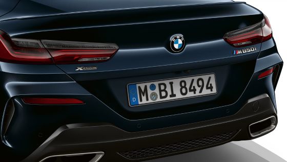 BMW 8-Series-Coupe 2020 ภายนอก 008