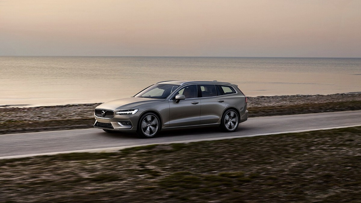ข่าวรถยนต์:ส่อง 2020-2021 All New Volvo V60 ราคาเริ่มต้น THB 2,690,000 - 2,290,000บาทเท่านั้นเอง มาพร้อมตารางผ่อน-ดาวน์！ 01