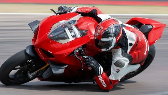 Ducati Panigale V4S 2020 ภายนอก 003